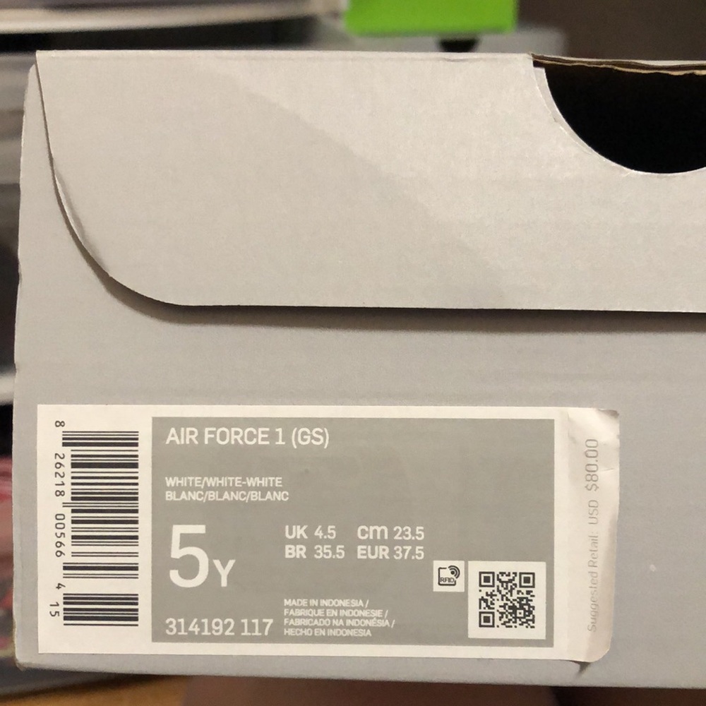 Air Force 1, boys size 5, women’s 7, used